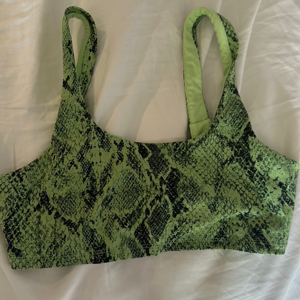 Alo Yoga Sports Bra